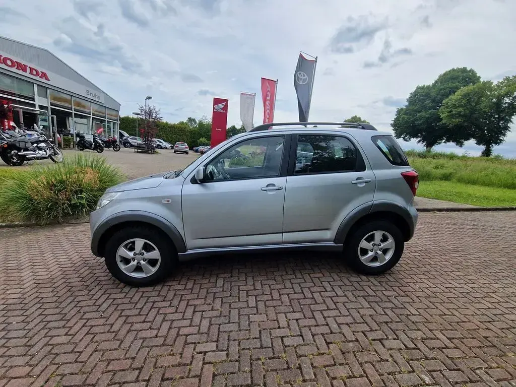 Gebraucht Daihatsu Terios 105 PS (77 kW) 2007 Silber SUV