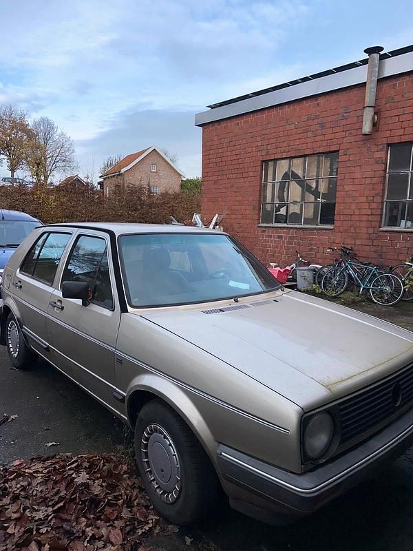 Gebraucht VW Golf II 90 PS (66 kW) 1986 Gold Kleinwagen