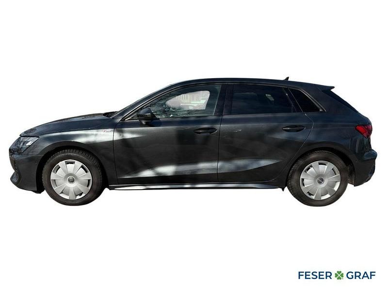 Gebraucht Audi A3 Ambiente 150 PS (110 kW) 2025 Daytonagrau perleffekt Limousine