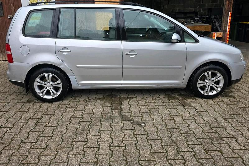 Gebraucht VW Touran 100 PS (73 kW) 2004 Grau Van / Kleinbus