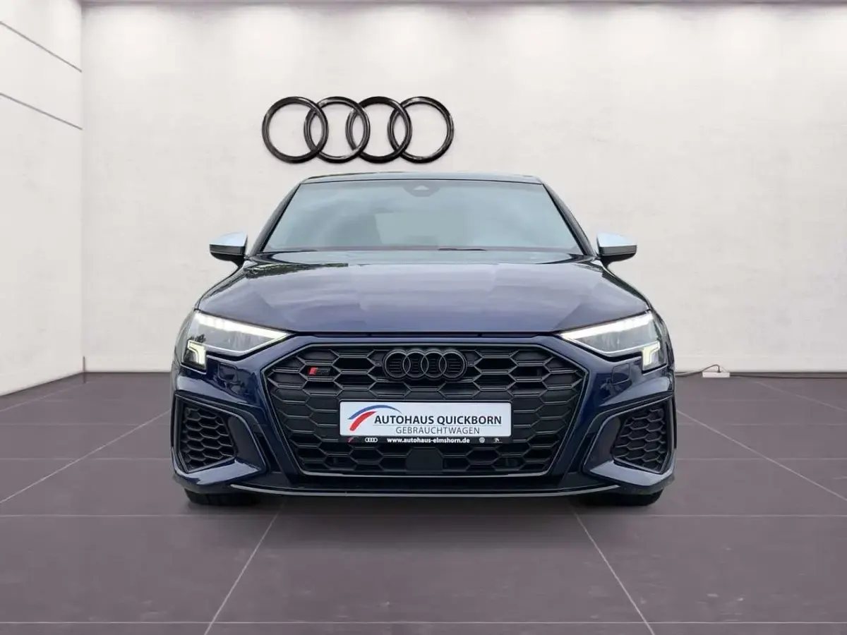 Gebraucht Audi S3 Sport 310 PS (228 kW) 2022 Navarrablau metallic Limousine
