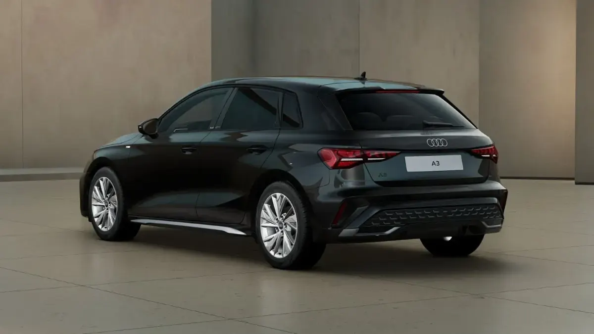 Gebraucht Audi A3 S-Line 150 PS (110 kW) 2025 Schwarz Limousine
