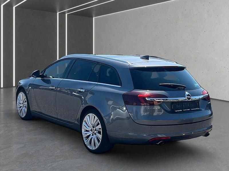 Gebraucht Opel Insignia Sport 250 PS (183 kW) 2016 Grau Kombi