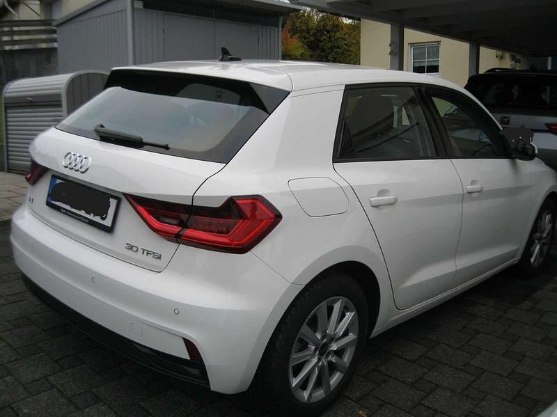 Gebraucht Audi A1 Sportback Advanced 116 PS (85 kW) 2024 Weiß Kleinwagen