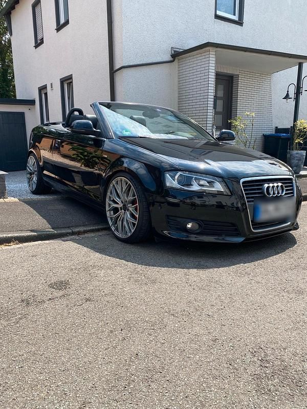 Schwarz Gebraucht 2010 Audi A3 Cabriolet Design Cabrio | 7.900 € - Bild 1/4