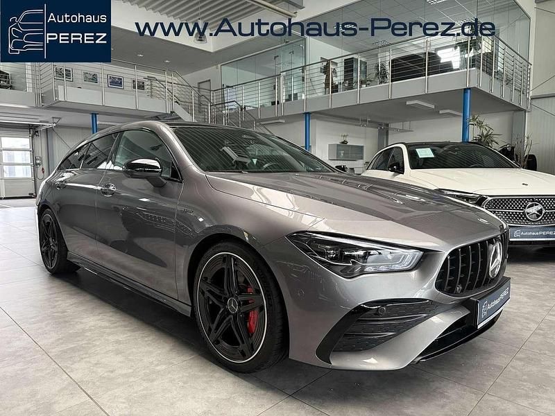 Mountaingrau metallic Gebraucht 2024 Mercedes CLA35 AMG AMG Kombi | 51.900 € (Teuer) - Bild 1/4