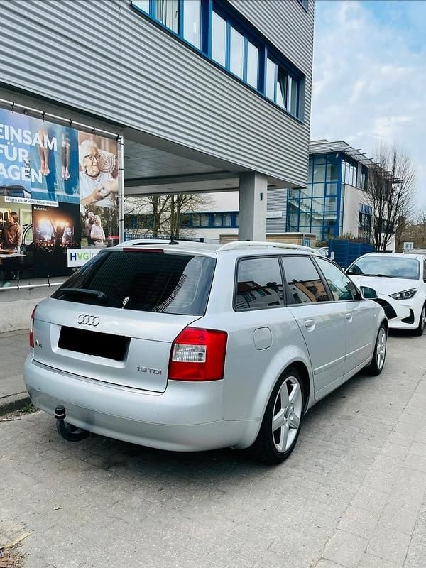 Gebraucht Audi A4 S-Line 131 PS (96 kW) 2004 Grau Kombi
