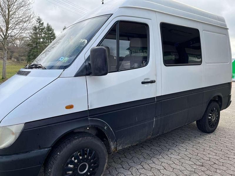 Weiß Gebraucht 2001 Mercedes Sprinter Van | 3.200 € (Guter Preis) - Bild 1/4