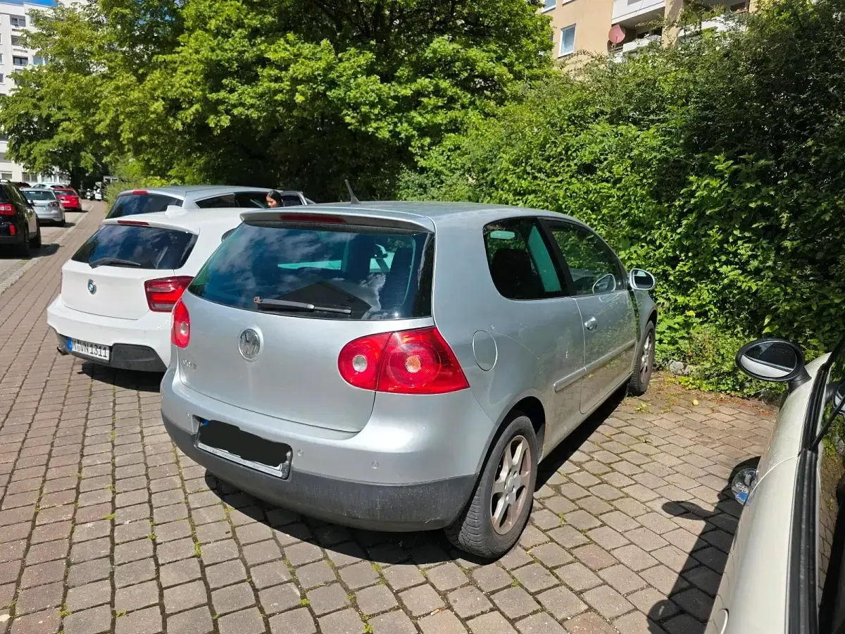 Gebraucht VW Golf V 80 PS (58 kW) 2008 Silber Kleinwagen