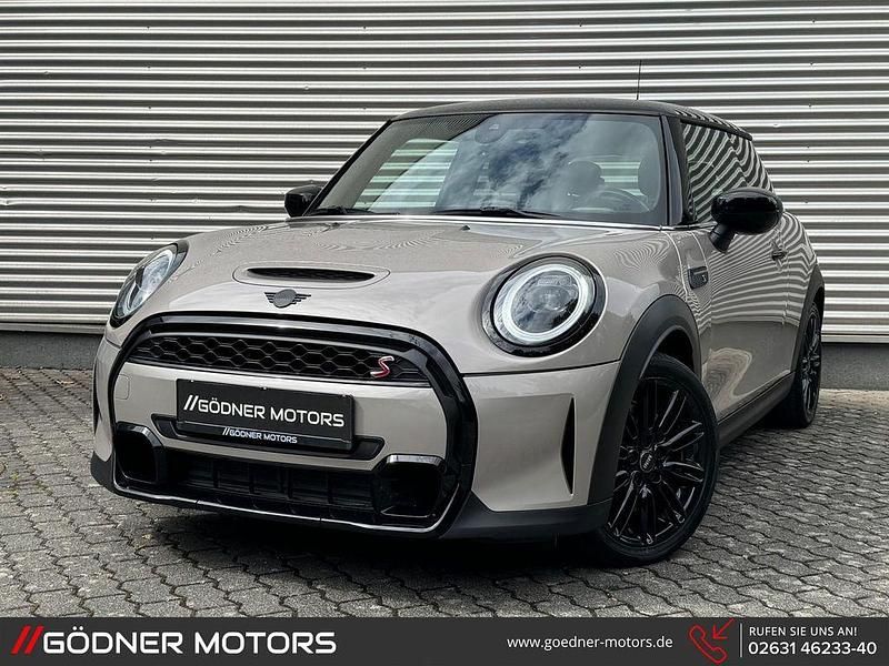 Rooftop grey metallic Gebraucht 2023 Mini Cooper S Classic Kleinwagen | 25.980 € (Guter Preis) - Bild 1/4