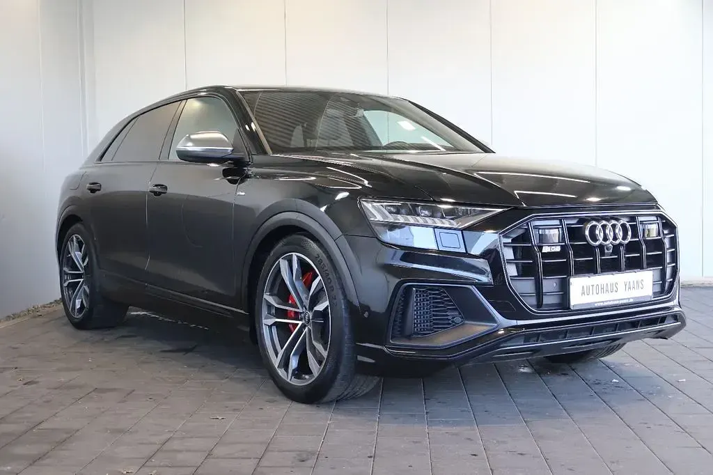 Gebraucht Audi SQ8 Sport 507 PS (372 kW) 2024 Schwarz SUV
