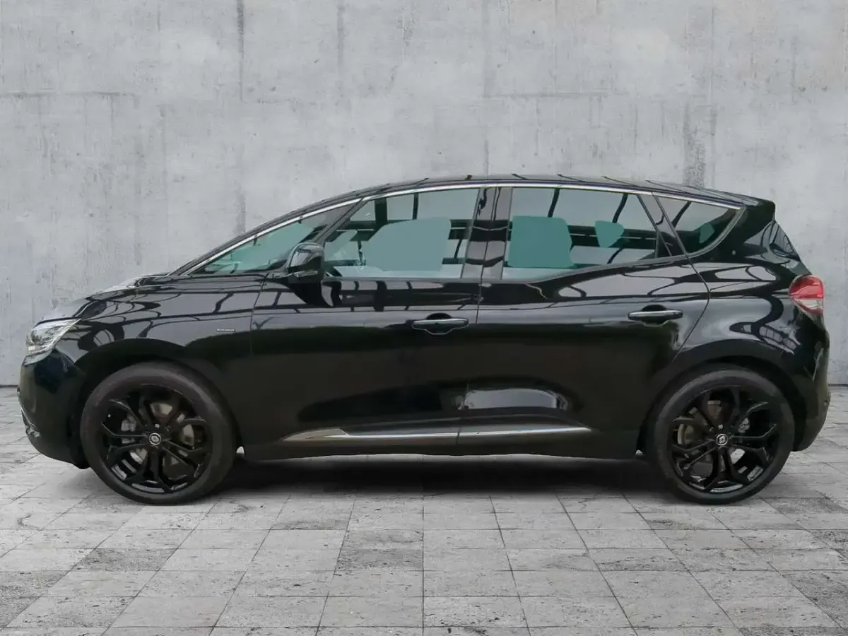 Gebraucht Renault Scénic IV Black Edition 140 PS (102 kW) 2019 Schwarz Van / Kleinbus