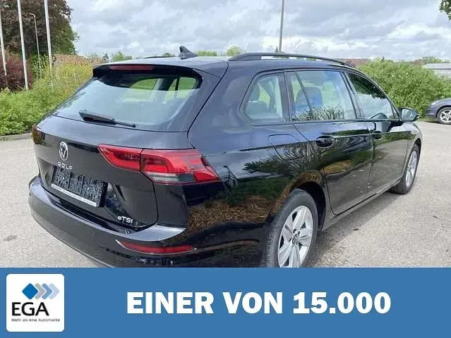 Gebraucht VW Golf VIII Life 131 PS (96 kW) 2024 Schwarz metallic Kombi
