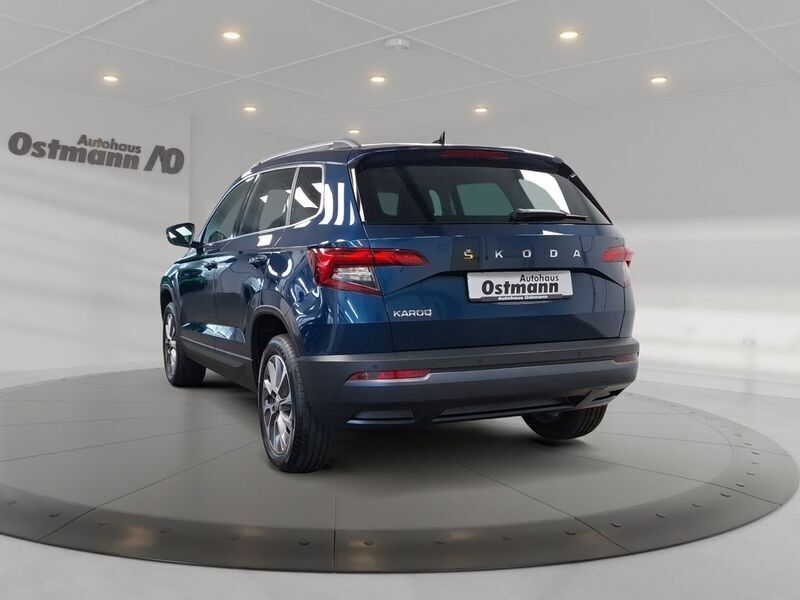 Gebraucht Skoda Karoq Clever 150 PS (110 kW) 2021 Lavablau met. SUV