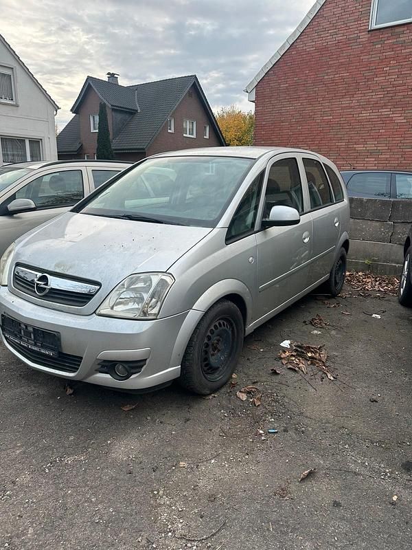Silber Gebraucht 2007 Opel Corsa Limousine | 600 € (Superpreis) - Bild 1/4