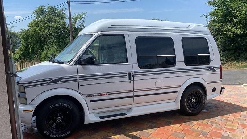 Weiß Gebraucht 1997 Chevrolet Astro Van / Kleinbus | 18.900 € - Bild 1/4