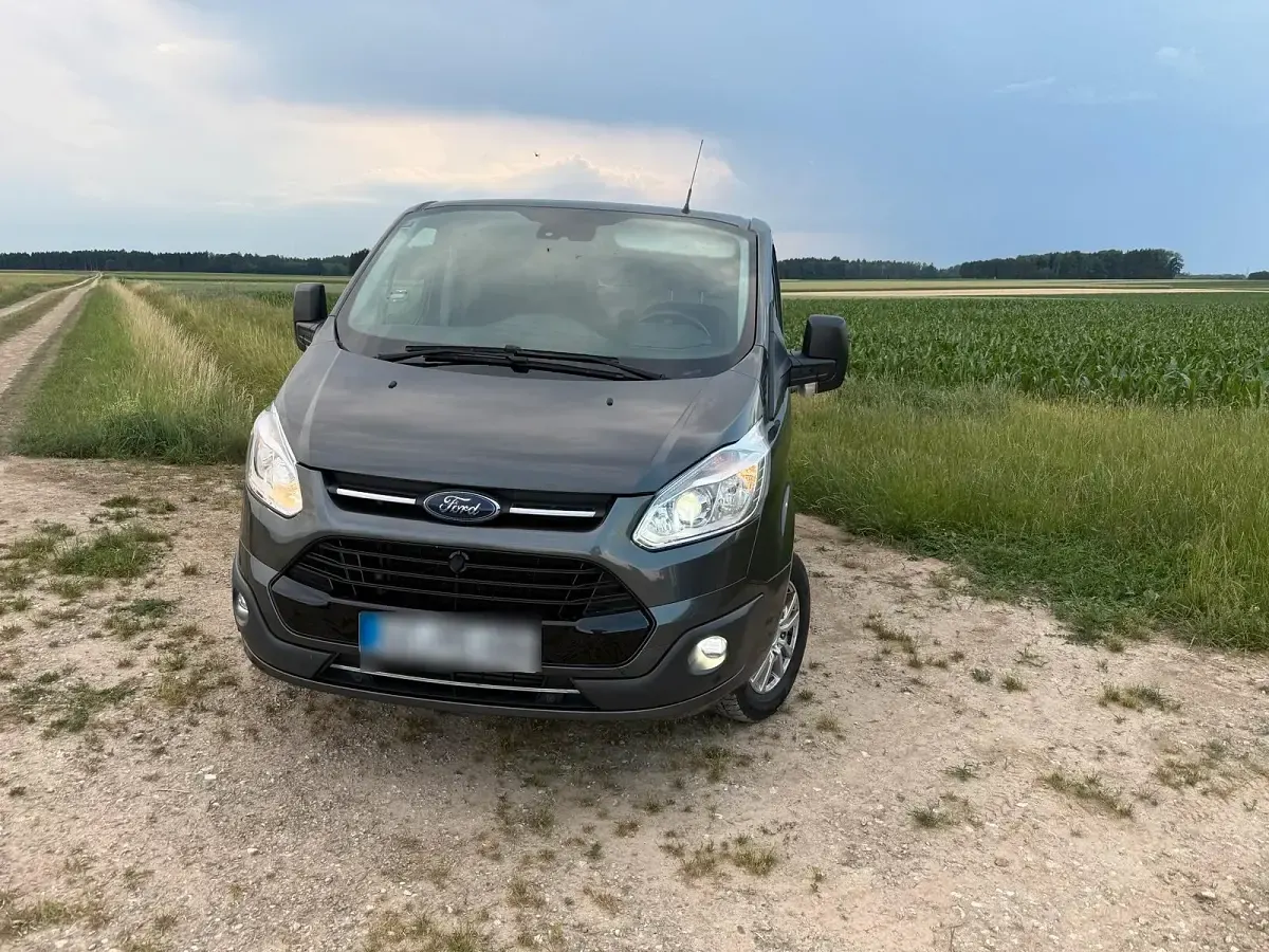 Gebraucht Ford Transit Custom 131 PS (96 kW) 2017 Grau Van