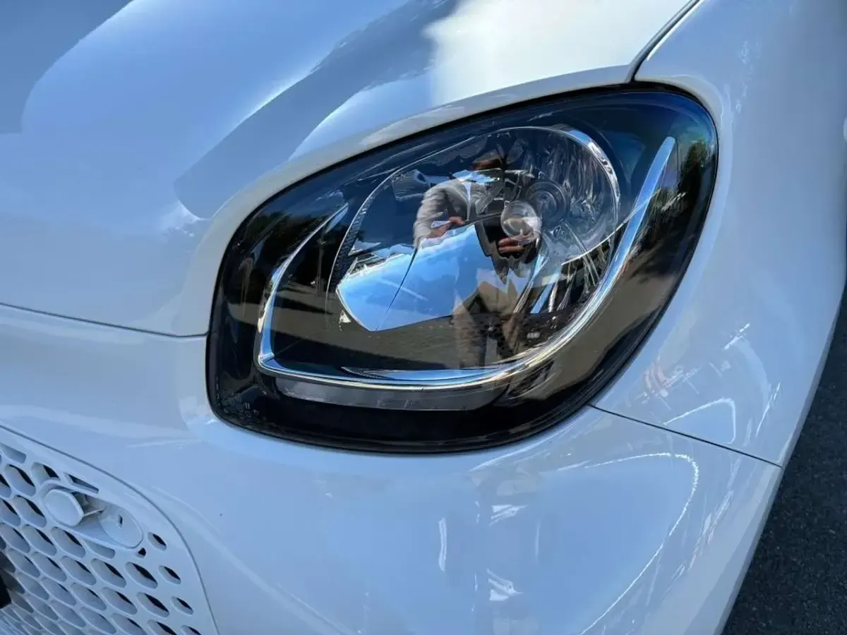 Gebraucht Smart ForFour Electric Drive 60 kW (82 PS) 2021 Weiß Limousine
