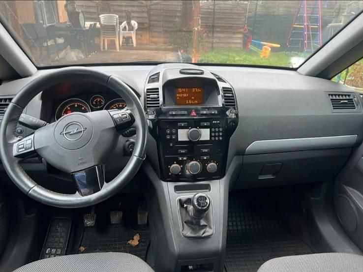 Gebraucht Opel Zafira 2011 Grau Van / Kleinbus