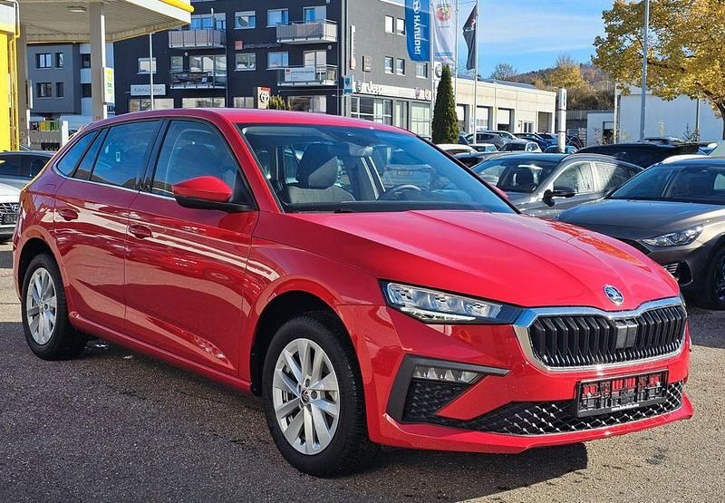 Gebraucht Skoda Scala Selection 116 PS (85 kW) 2024 Rot Kleinwagen