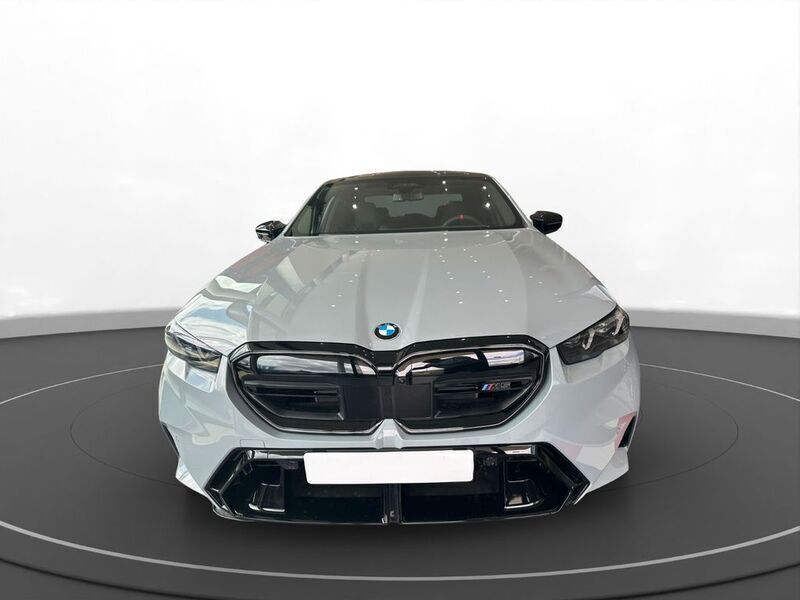 Grau Neu 2025 BMW M5 Performance Limousine | 142.690 € (Superpreis) - Bild 1/4
