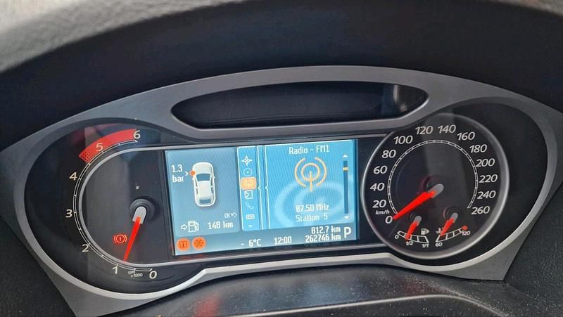 Gebraucht Ford S-MAX S 140 PS (102 kW) 2010 Schwarz Van / Kleinbus