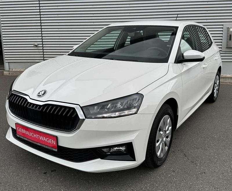 Gebraucht Skoda Fabia Selection 116 PS (85 kW) 2025 Candyweiss Kleinwagen