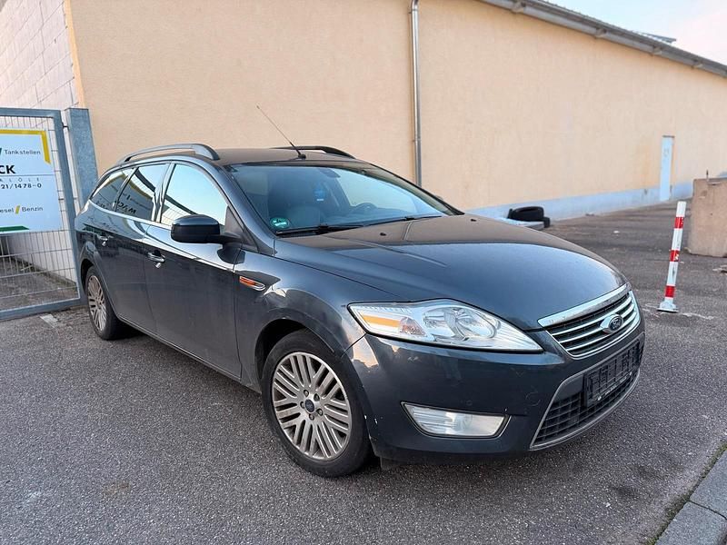 Gebraucht Ford Mondeo Ghia 140 PS (102 kW) 2008 Blau Kombi