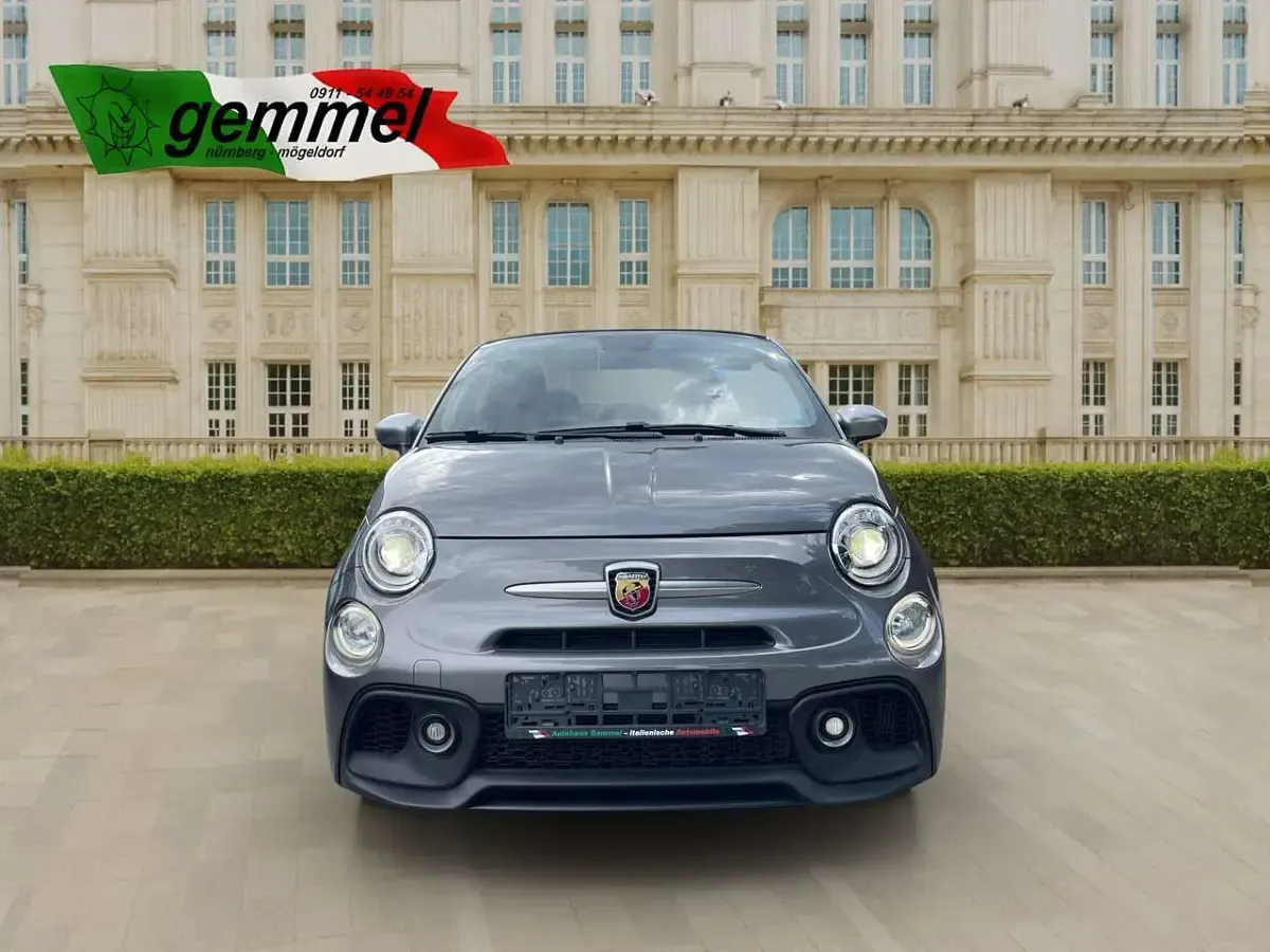 Gebraucht Abarth 595C Turismo 165 PS (121 kW) 2023 Grau Cabrio