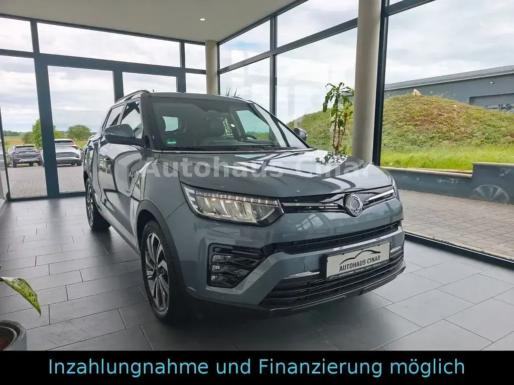 Gebraucht SsangYong Tivoli Sapphire 163 PS (119 kW) 2024 Grau SUV