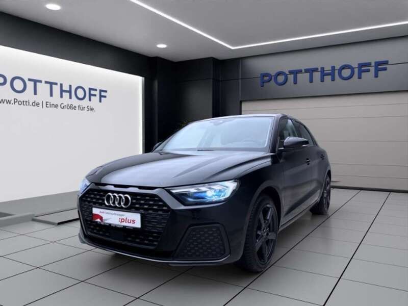 Mythosschwarz metallic Gebraucht 2024 Audi A1 Sportback Kleinwagen | 21.750 € (Guter Preis) - Bild 1/4