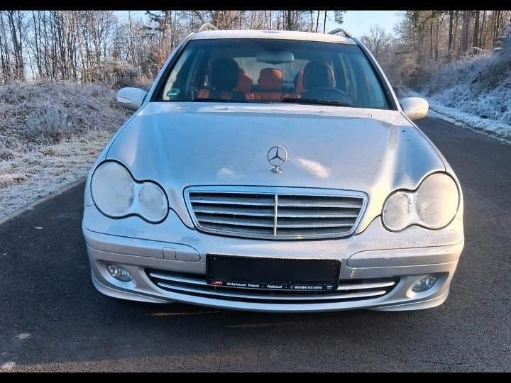 Silber Gebraucht 2005 Mercedes C180 Kombi | 799 € (Superpreis) - Bild 1/4