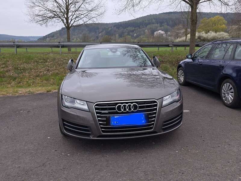 Braun Gebraucht 2012 Audi A7 Kleinwagen | 19.900 € (Fairer Preis) - Bild 1/4