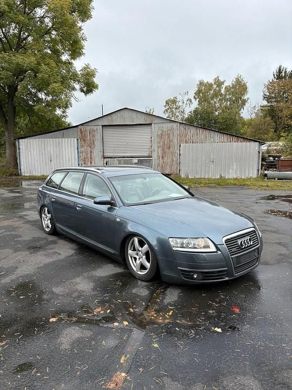 Blau Gebraucht 2006 Audi A6 Kombi | 2.599 € (Superpreis) - Bild 1/4