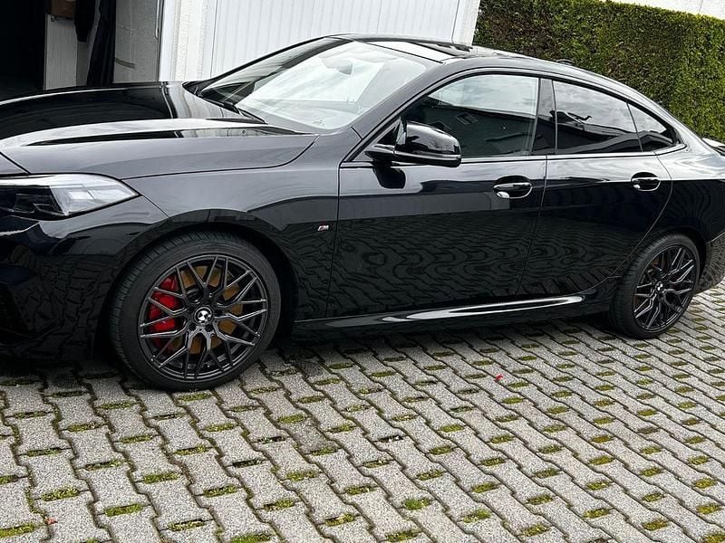 Gebraucht BMW M235 Performance 306 PS (225 kW) 2024 Schwarz Coupé
