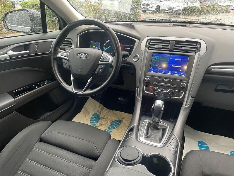 Gebraucht Ford Mondeo Titanium 188 PS (138 kW) 2020 Grau Kombi