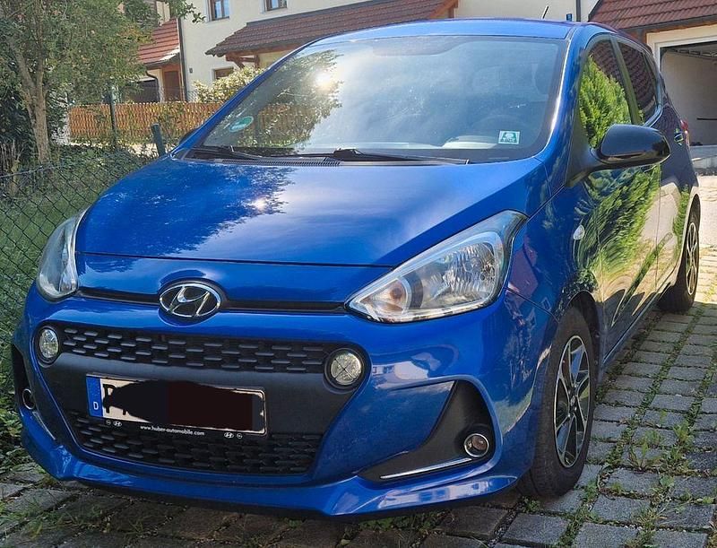 Blau Gebraucht 2019 Hyundai i10 YES! Kleinwagen | 8.000 € (Guter Preis) - Bild 1/4
