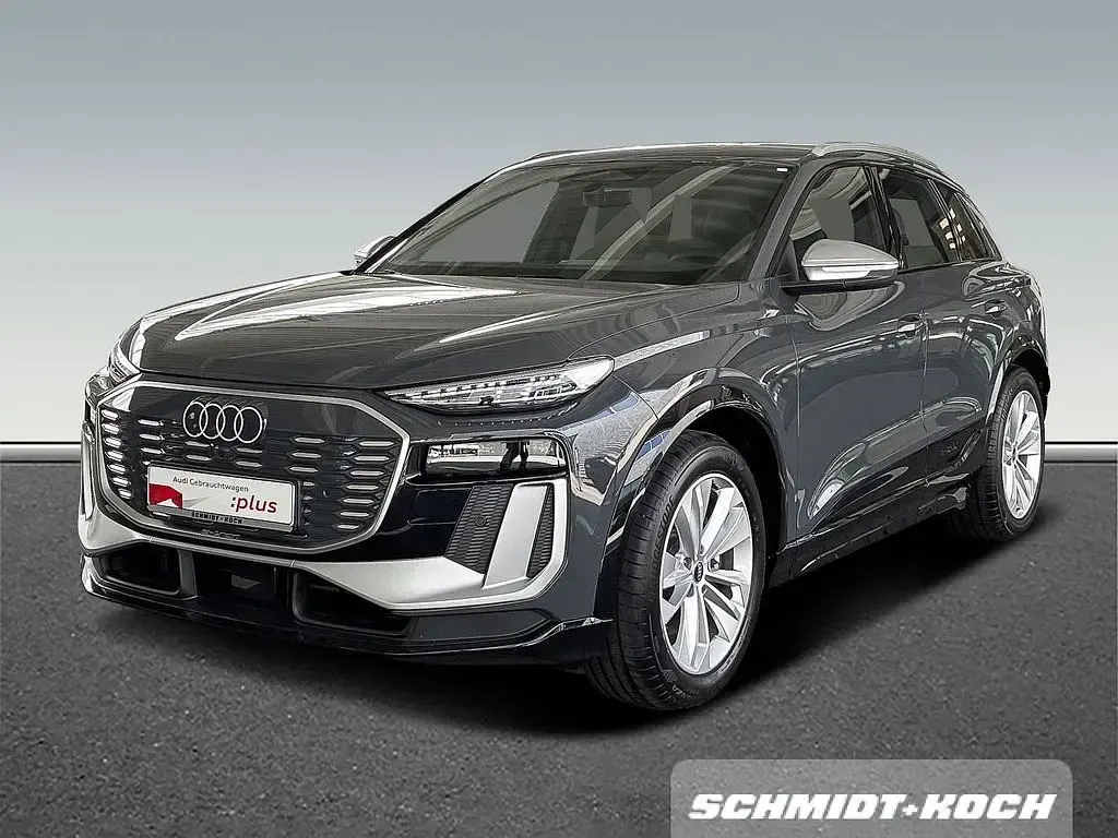 Gebraucht Audi SQ6 e-tron Ambiente 359 kW (489 PS) 2025 Magnetgrau SUV