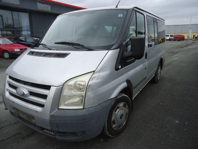 Gebraucht Ford Transit Trend 86 PS (63 kW) 2010 Silber Kombi