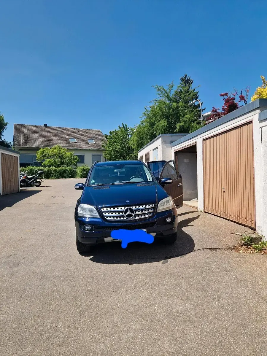 Gebraucht Mercedes ML320 224 PS (164 kW) 2007 Blau SUV