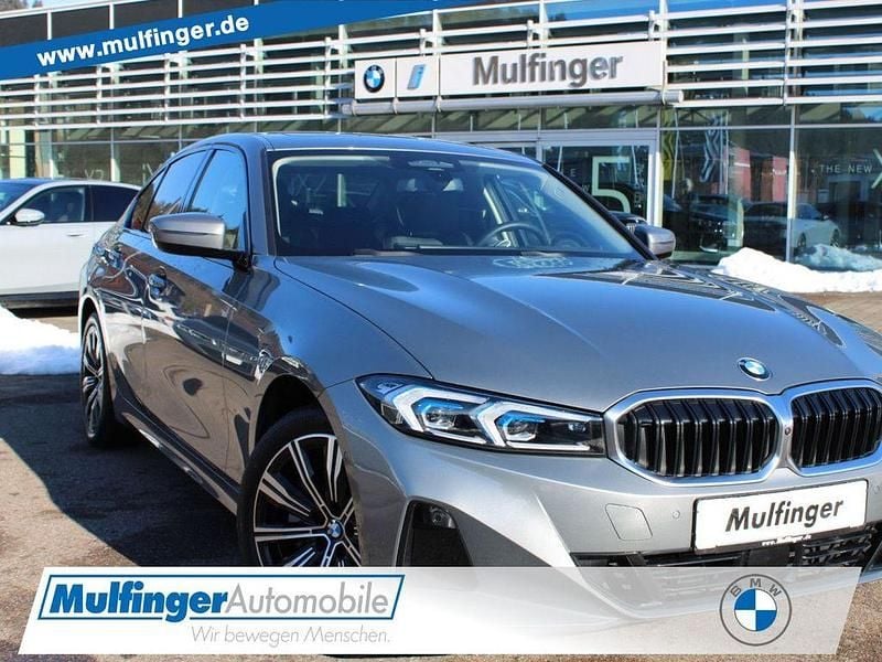 Gebraucht BMW 330 258 PS (189 kW) 2023 Grau Limousine