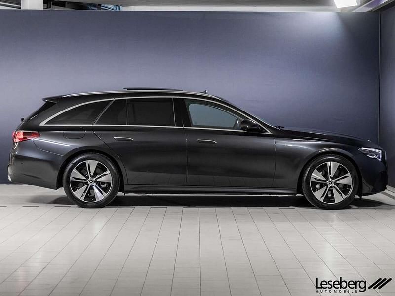 Gebraucht Mercedes E300 Avantgarde 313 PS (230 kW) 2025 Graphitgrau Kombi