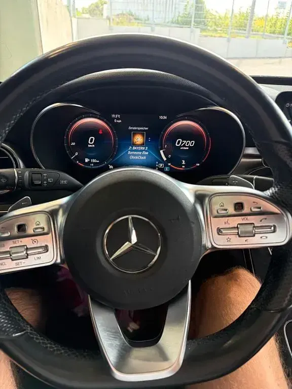 Gebraucht Mercedes C300 245 PS (180 kW) 2018 Blau Limousine