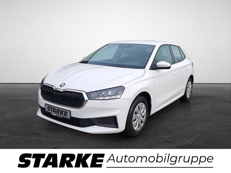 Gebraucht Skoda Fabia Ambition 65 PS (47 kW) 2023 Candyweiss Limousine