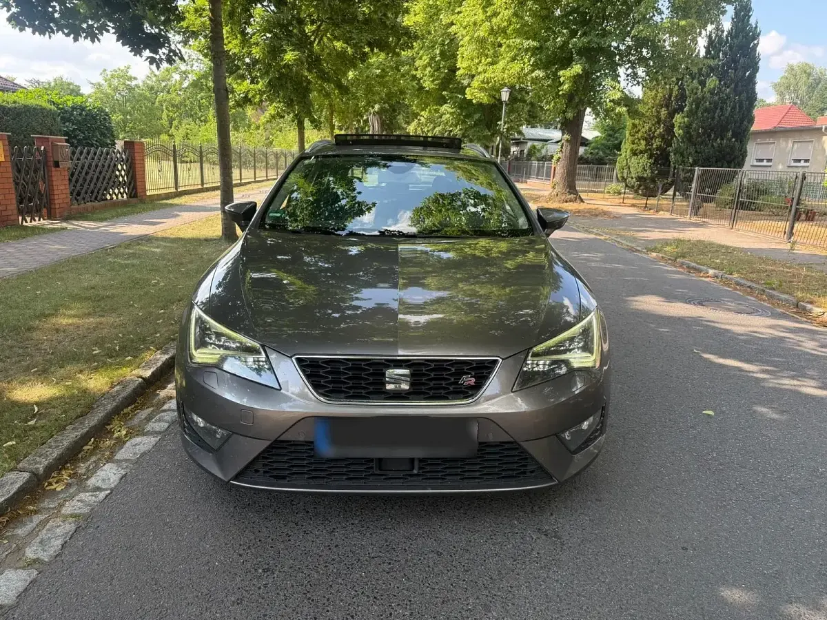 Gebraucht Seat Leon FR 184 PS (135 kW) 2015 Braun Kombi