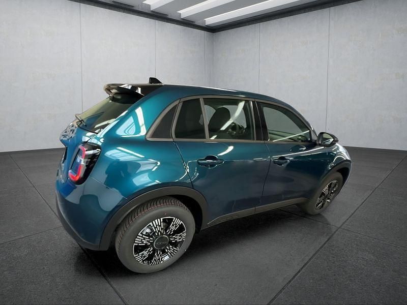Neu Fiat 600 110 PS (80 kW) 2025 Schwarz Kleinwagen