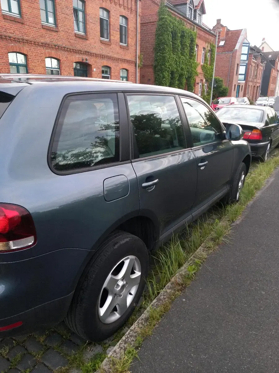 Gebraucht VW Touareg 174 PS (127 kW) 2008 Grau SUV