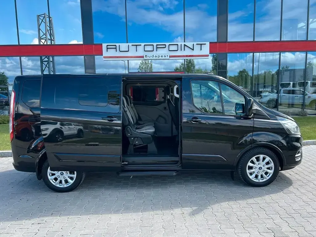Gebraucht Ford Tourneo Custom Titanium X 150 PS (110 kW) 2023 Schwarz Van