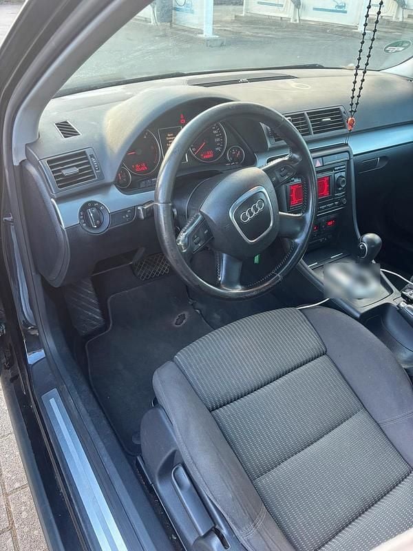 Gebraucht Audi A4 180 PS (132 kW) 2007 Schwarz Limousine
