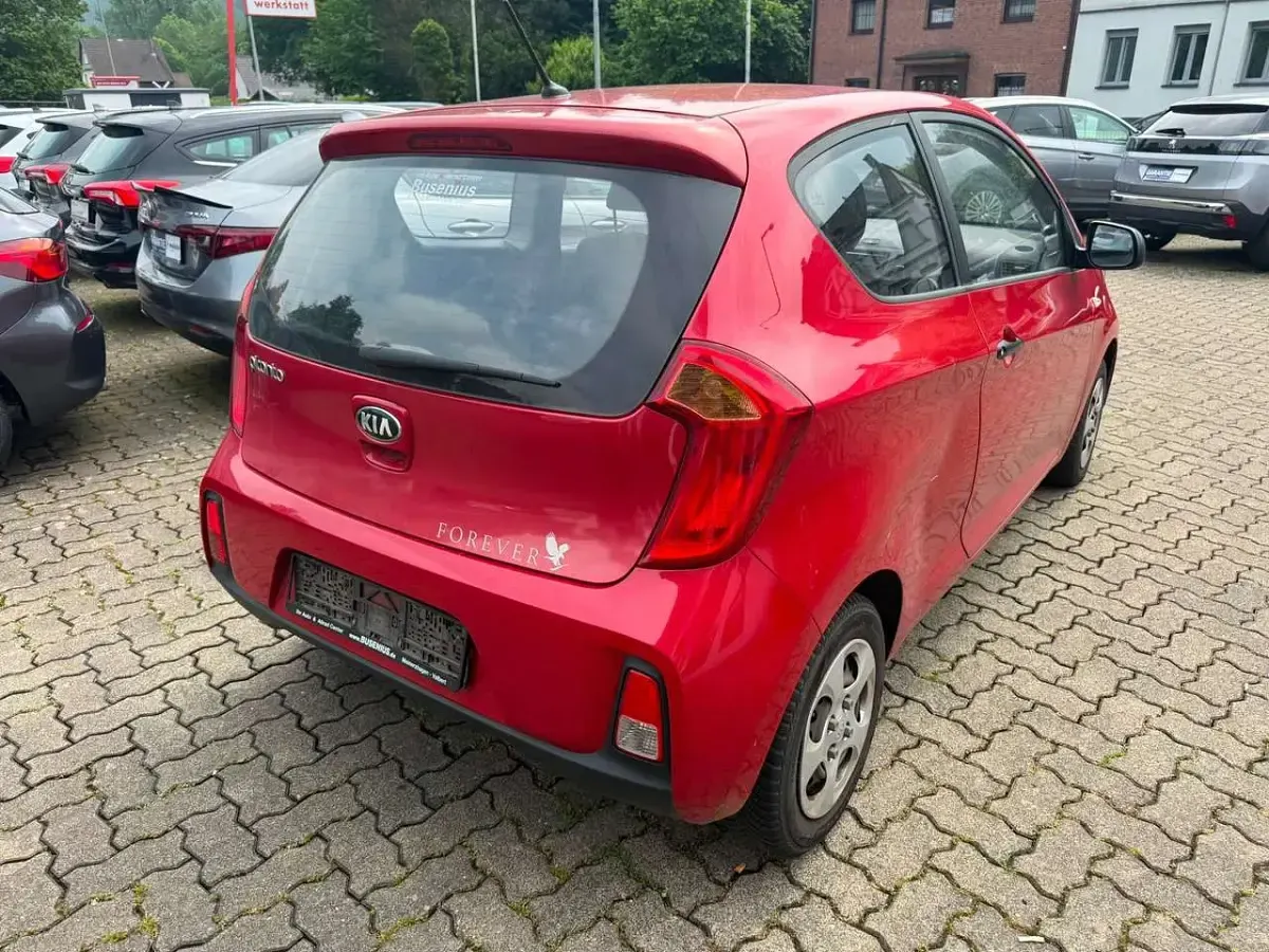 Gebraucht Kia Picanto Start 67 PS (49 kW) 2016 Signalrot met. Kleinwagen